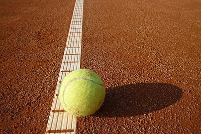 Tennispielen im Ostallgäu