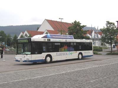 Der Plassenburgexpress an der Haltestelle Zentralparkplatz in Kulmbach