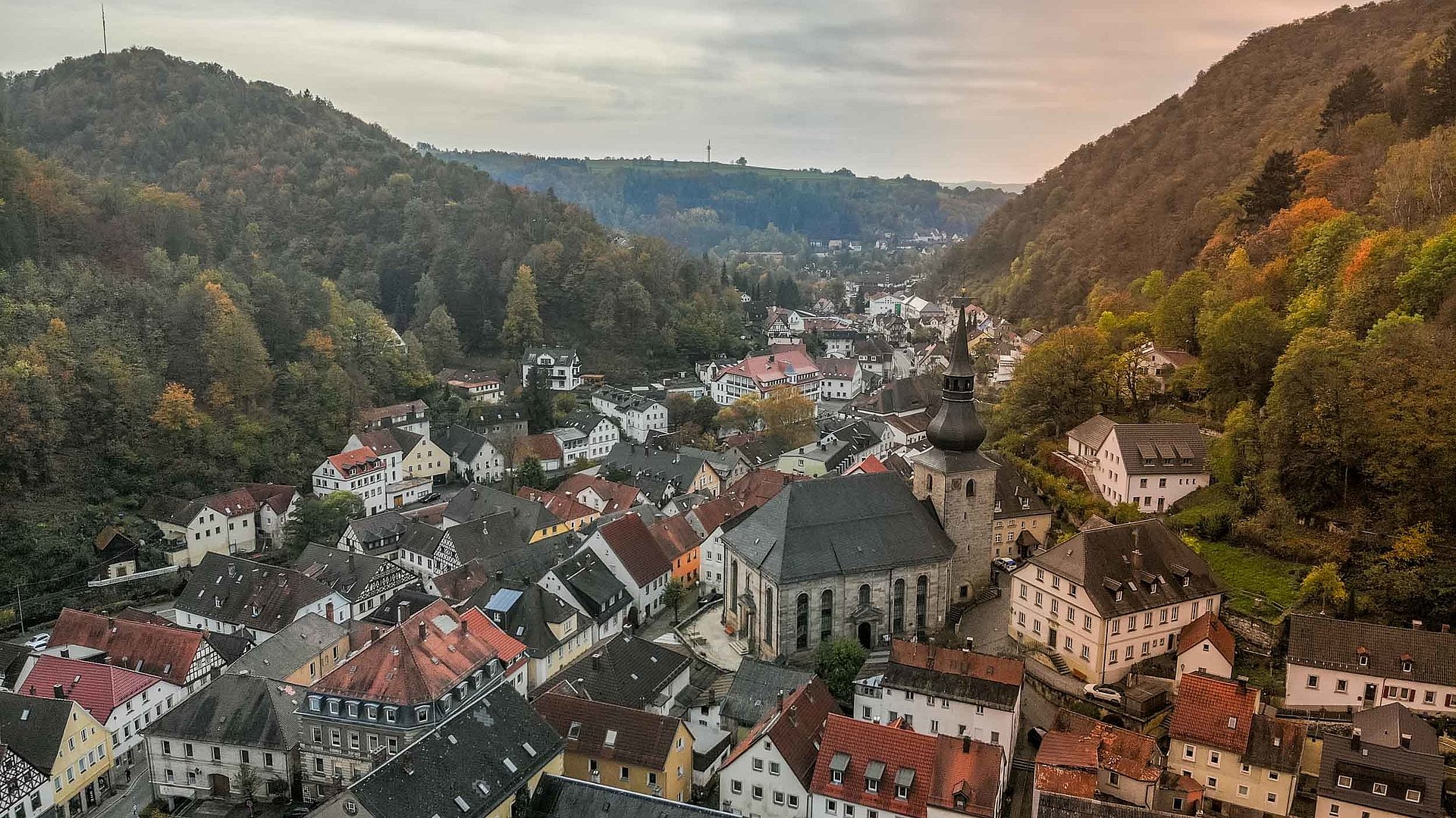 Bad Berneck - Luftbild mit Sicht vom Schlossturm