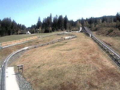 Webcam Ochsenkopf Talstation Nord Webcam Ochsenkopf Talstation Nord - Blick auf den Hang mit der Coaster-Sommerrodelbahn