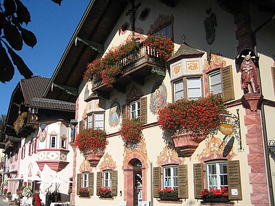 Marktplatz und Museum Marktplatz und Museum