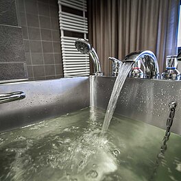 Kuranwendungen im ALEXBAD - Badewanne