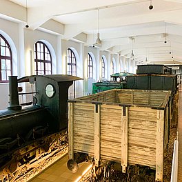 DB Museum - Historische Lok und Waggons
