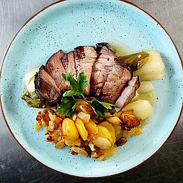 Von herzhaft bis süß – Moderne Küche trifft auf alte Rezepte & hausgemachte Torten