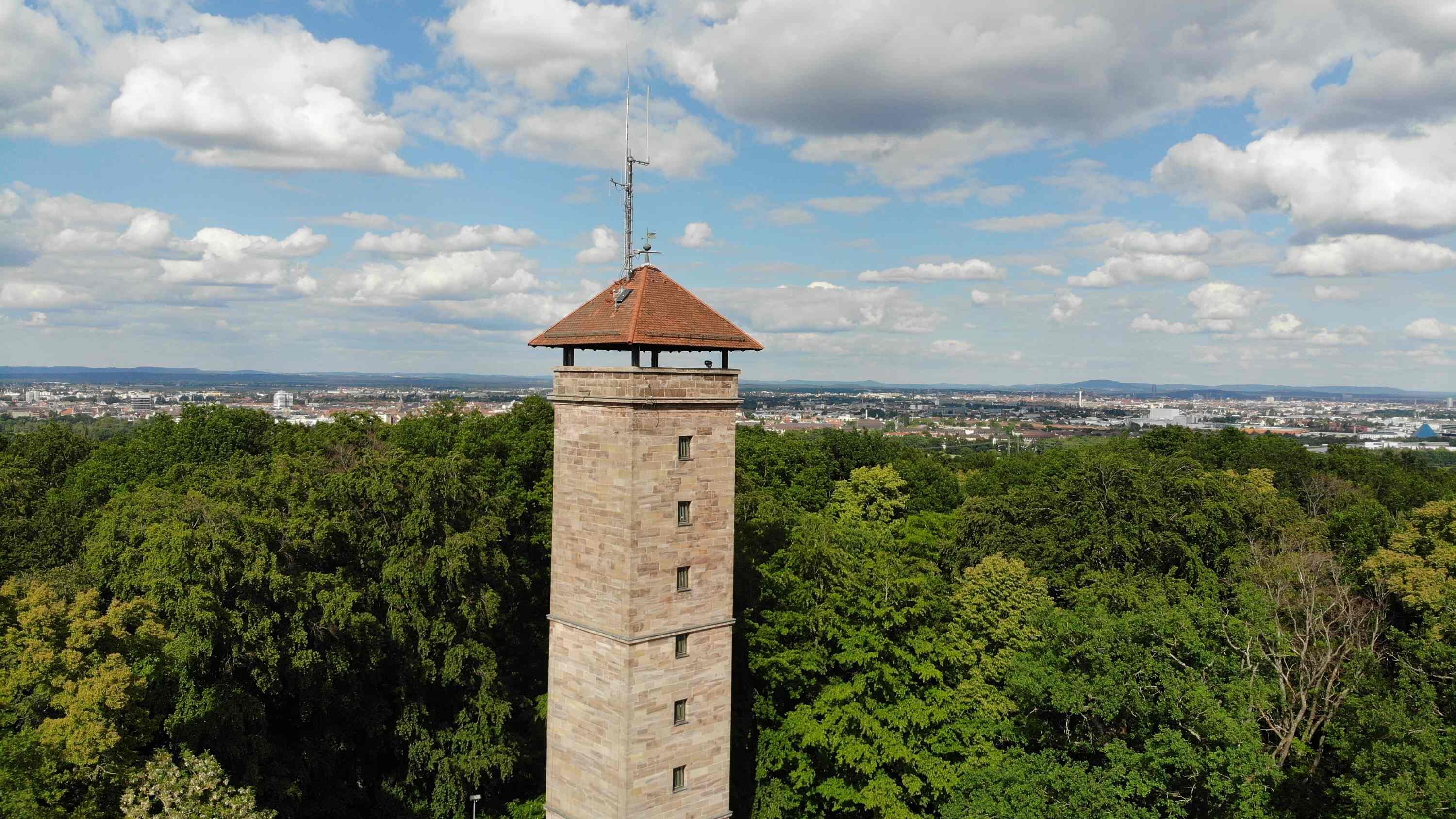 Alte Veste Zirndorf mit Blick auf Fürth und Nürnberg