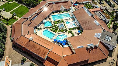 Kurvertrauen seit 1919 - Stippvisite im legendären und gastfreundlichen Kurort Bad Gögging - Luftbild