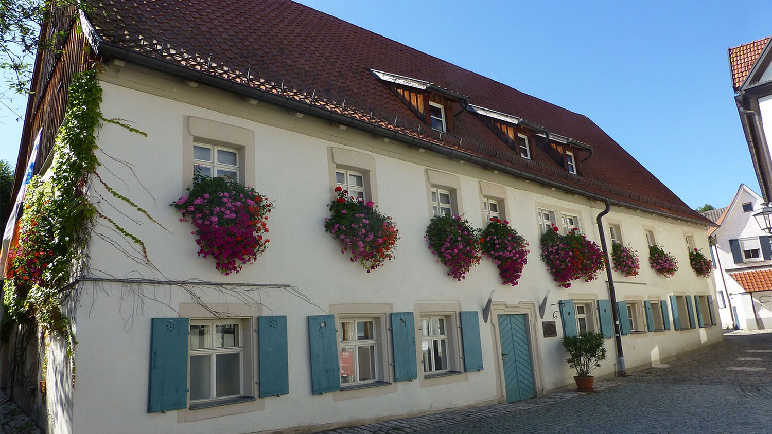 MENSCHlich