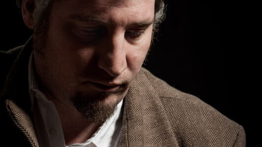 Dominik Plangger - Südtiroler Liedermacher erneut in der Konzertscheune Gefrees