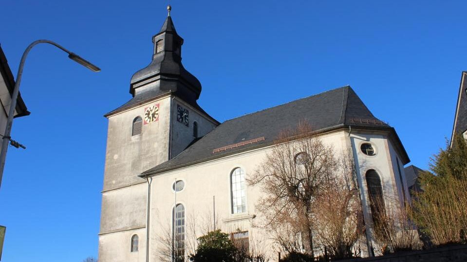 In Stammbach unterwegs - Kirche