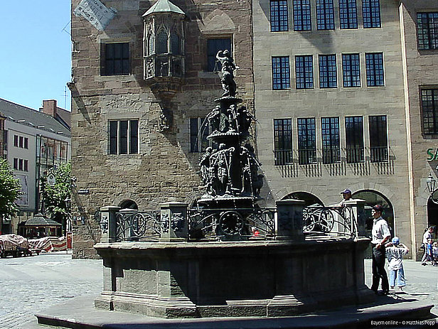Der Tugendbrunnen in Nürnberg