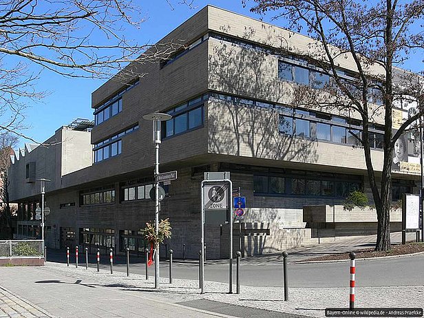 Das Stadtarchiv in Nürnberg ist die Anlaufstelle für jeden, der sich für die Geschichte Nürnbergs interessiert. Das Stadtarchiv in Nürnberg ist die Anlaufstelle für jeden, der sich für die Geschichte Nürnbergs interessiert.