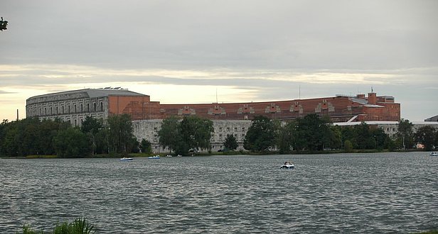 Das Dokumentationszentrum Reichsparteitagsgelände in Nürnberg ist ein sehr wichtiger Ort für die NS-Vergangenheit Nürnbergs.