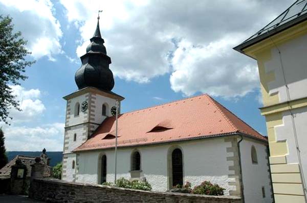 Evangelische Dreifaltigkeitskirche in Warmensteinach im Fichtelgebirge